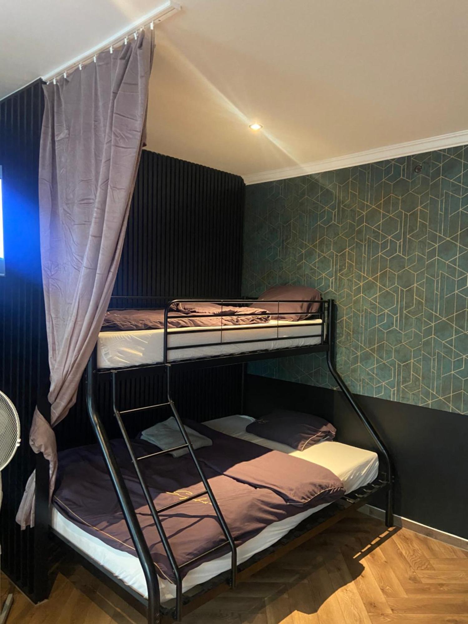 Gold 4 * Zlotoryja